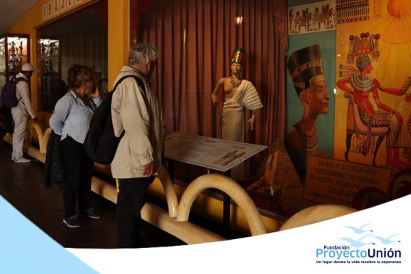 UN-DÍA-INOLVIDABLE-CON-NUESTROS-ADULTOS-MAYORES_00