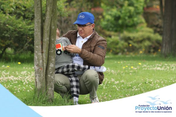 Voluntarios-de-Roche-transforman-vidas_05