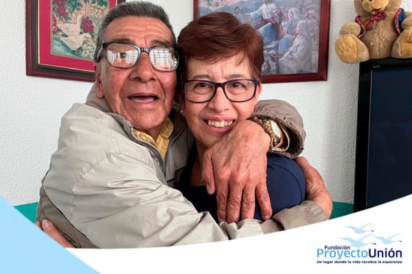 Abrigo-y-amor-para-los-abuelitos-de-la-calle_05